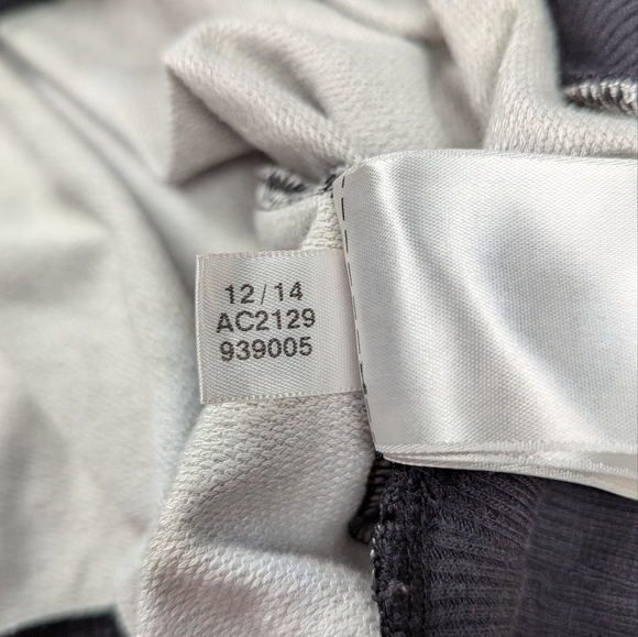 Adidas X Shinpei Naito FARM Lotus Sweatshirt Floral Fish Dark Gray Womens Medium - Picture 6 of 8